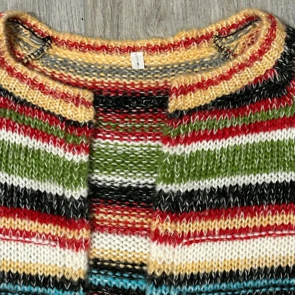 LIKE NEW! Women's Multicolored Striped Cardigan - SMALL - Picture 4 of 8